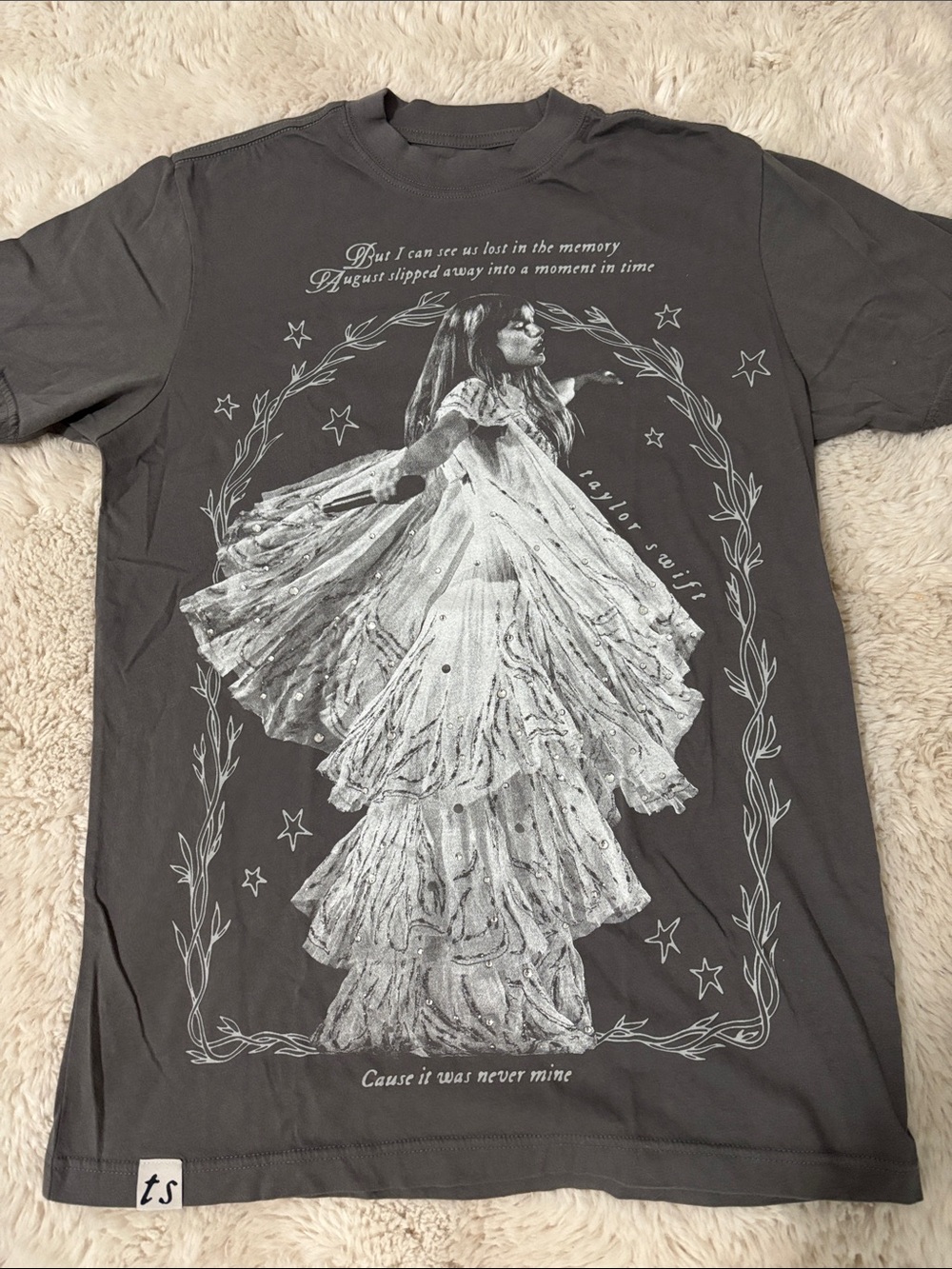 NWOT Official Taylor Swift Folklore Shirt XS